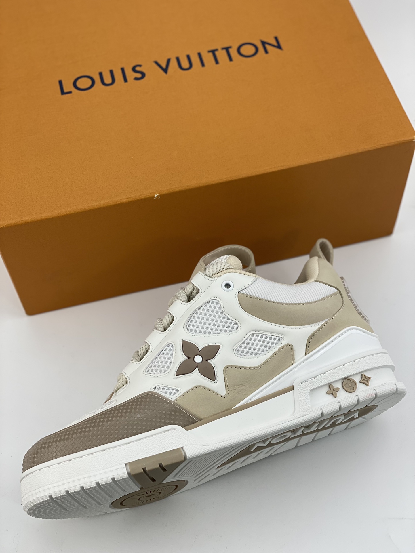 LV classic sneakers Louis Vuitton pure original bread shoes 2023Trainer series