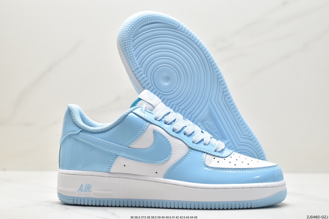 Air Force 1 '07 LV8 Air Force 1 features an overall look of Tool Gray NP3656-533