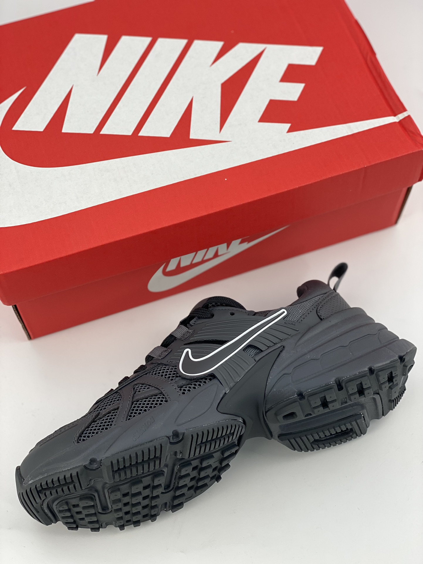 NIKE V2K Runtekk black and gray shock-absorbing anti-slip retro low-top running shoes FD0736-001