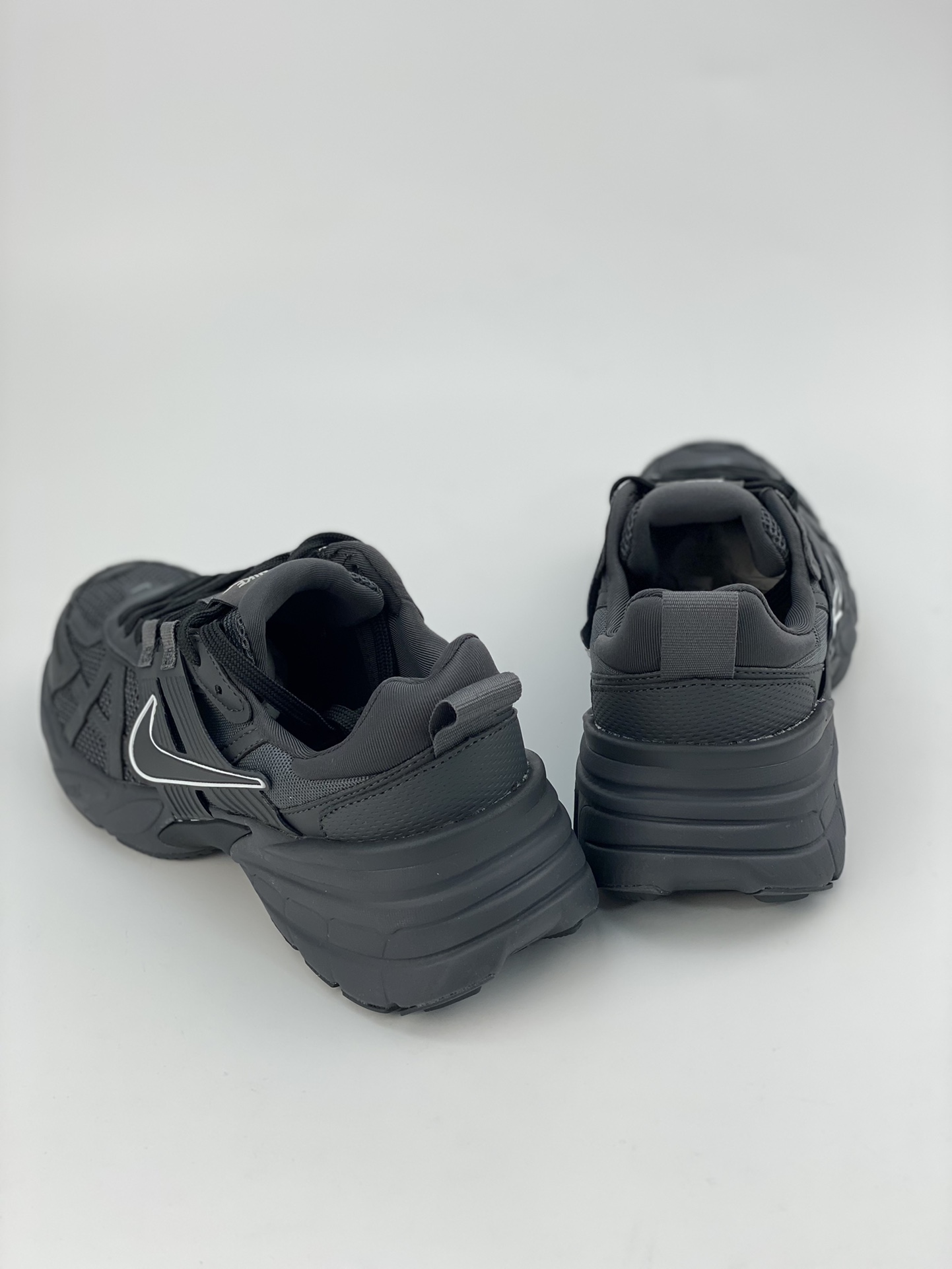 NIKE V2K Runtekk black and gray shock-absorbing anti-slip retro low-top running shoes FD0736-001