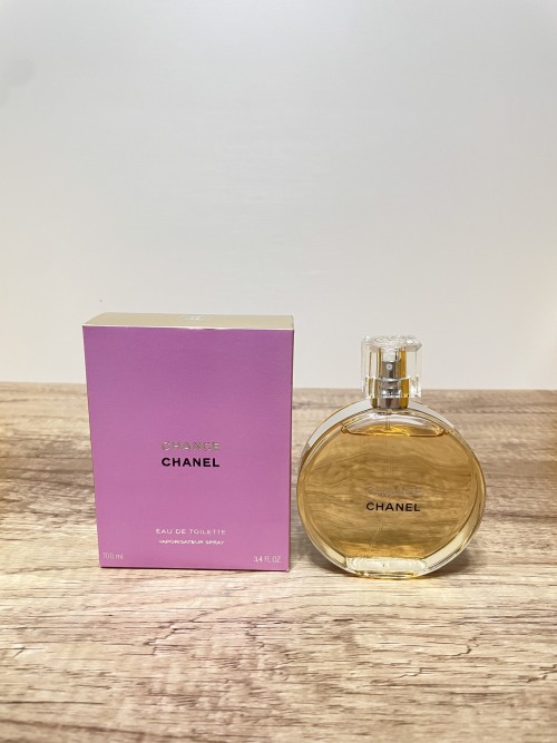 Chanel Chance Eau de Toilette 100ml - For the Modern, Stylish Woman 1 Chanel Chance Eau de Toilette 100ml - For the Modern, Stylish Woman