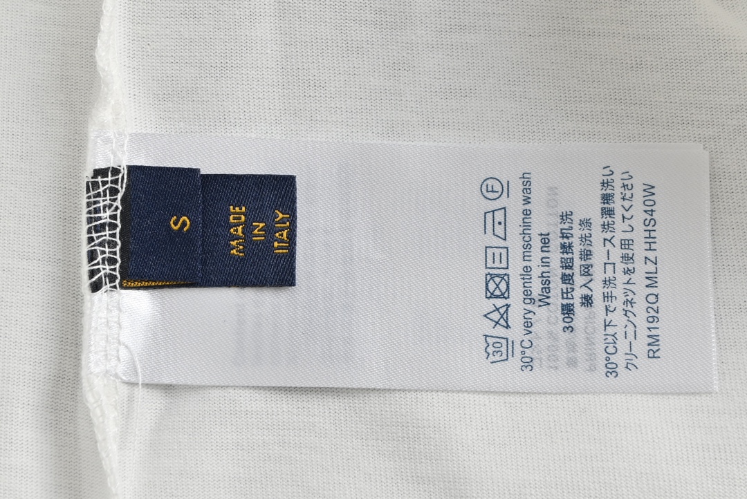 170 Louis Vuitton/路易威登 23ss 烫银字母印花短袖