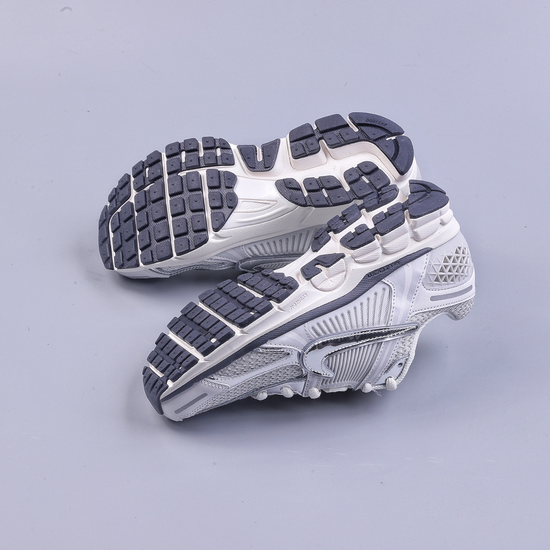 220 Nike Zoom Vomero 5 佛莫罗5代 经典复古潮流运动鞋 FD0884-025-莆田鞋,莆田鞋货源,高仿鞋,高仿鞋货源,安福档口,莆田高仿鞋,莆田鞋批发,高仿鞋批发,莆田高仿运动鞋,高仿运动鞋,莆田运动鞋 220 Nike Zoom Vomero 5 佛莫罗5代 经典复古潮流运动鞋 FD0884-025