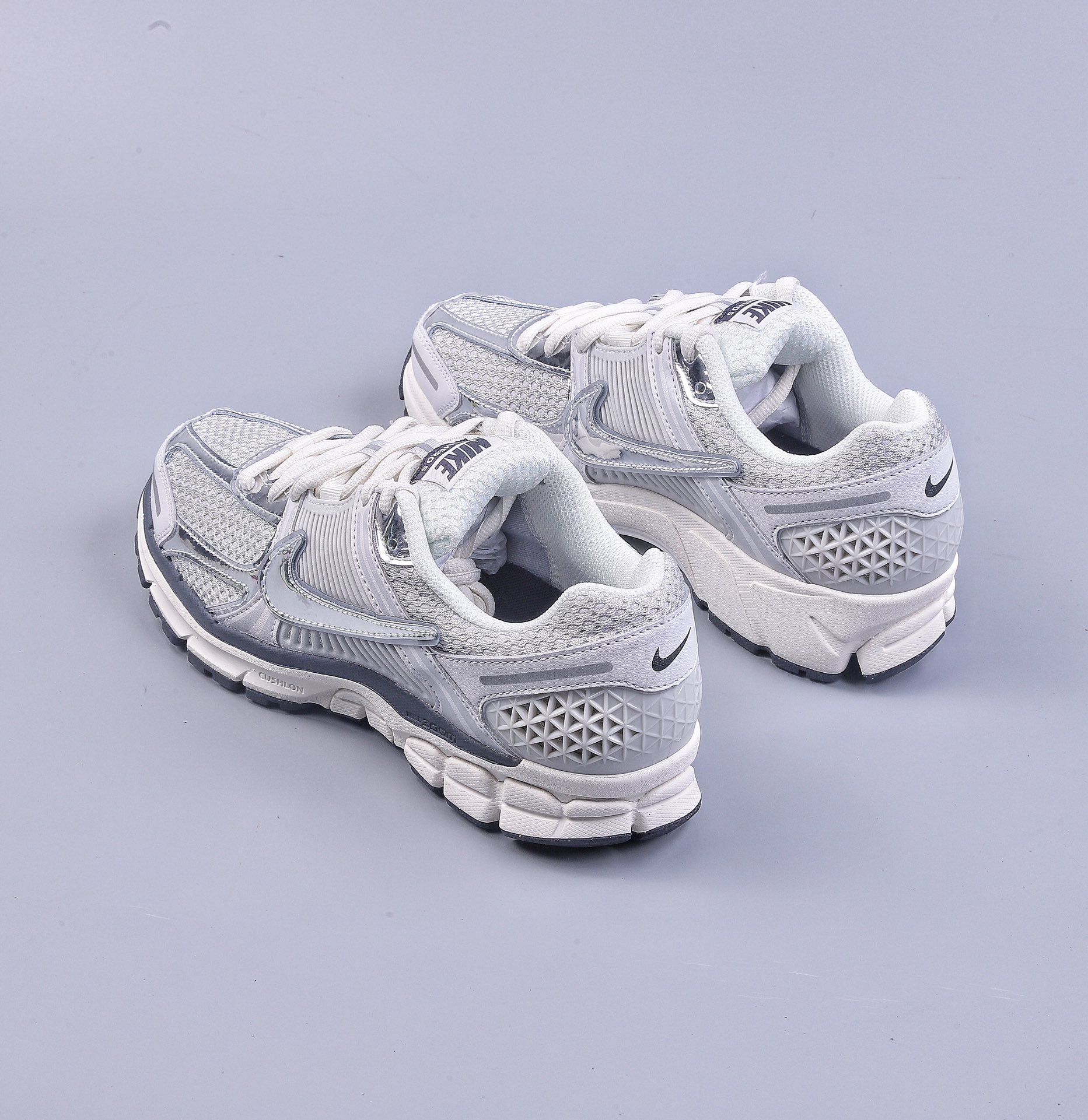 220 Nike Zoom Vomero 5 佛莫罗5代 经典复古潮流运动鞋 FD0884-025-莆田鞋,莆田鞋货源,高仿鞋,高仿鞋货源,安福档口,莆田高仿鞋,莆田鞋批发,高仿鞋批发,莆田高仿运动鞋,高仿运动鞋,莆田运动鞋 220 Nike Zoom Vomero 5 佛莫罗5代 经典复古潮流运动鞋 FD0884-025