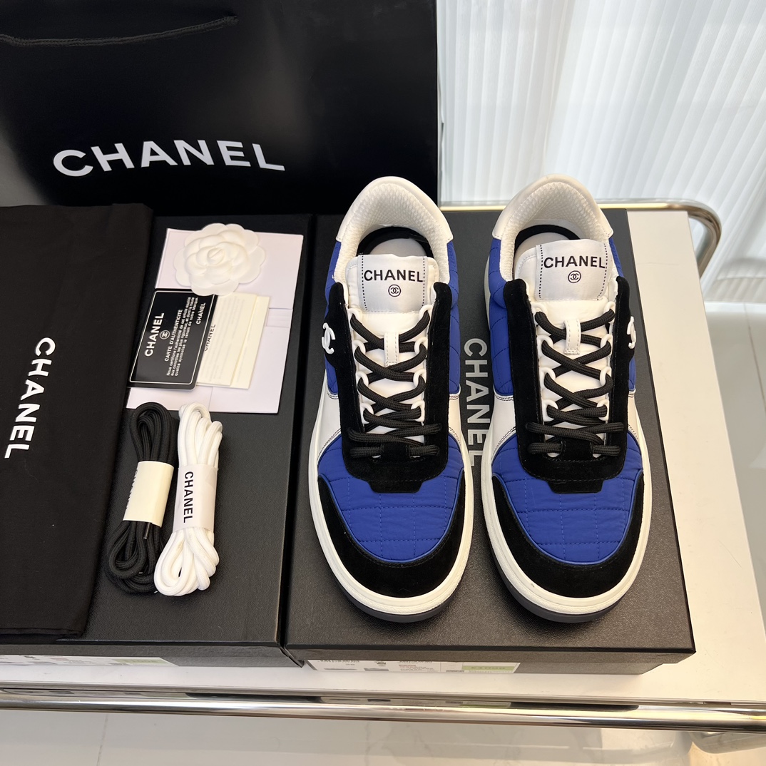 CHANEL/Chanel nuevas zapatillas de deporte de tela y cuero con patchwork para hombre ｜ Reproducción uno a uno | Versión…