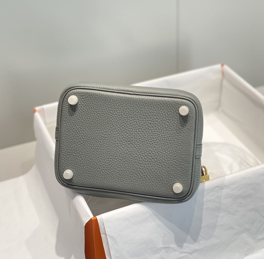Hermes Picotin Lock 18 Bag in Nuage Grey Leather with Gold Hardware 6 i1687320707 2565 4