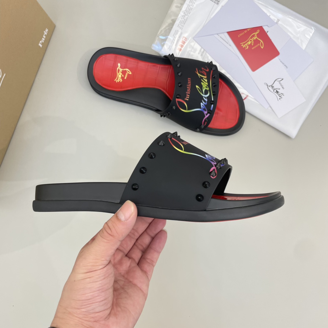 Precio de venta: P130 Marca: CL Red Bottom Shoes* 