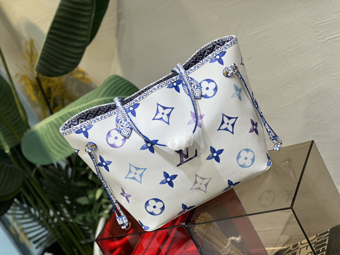Louis Vuitton Luxury Handbag Collection 2