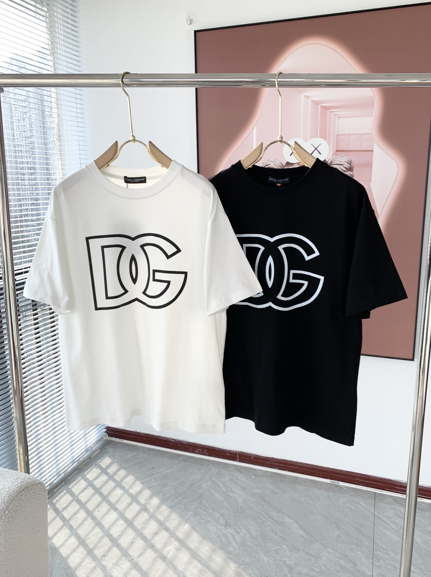 @P85💥 DG Camiseta de manga corta de primavera/verano para hombre y mujer, modelo de pareja, último pedido co…