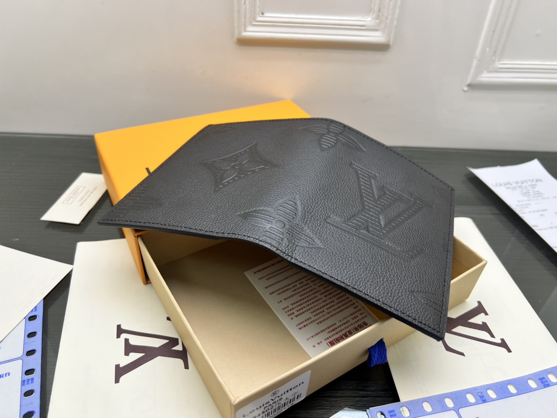 Various color options of the leather passport holder