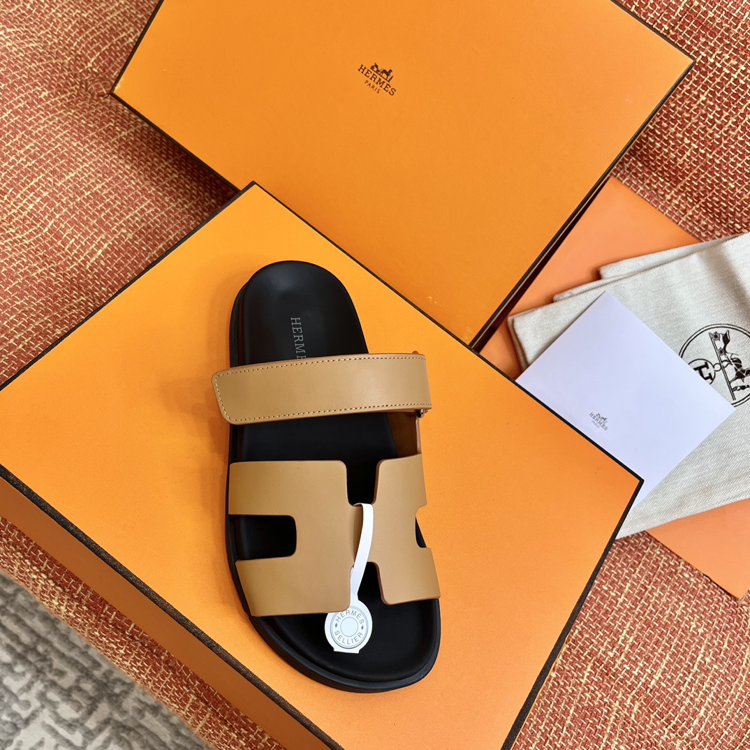 Босоножки Hermes с ремешком H Hermès