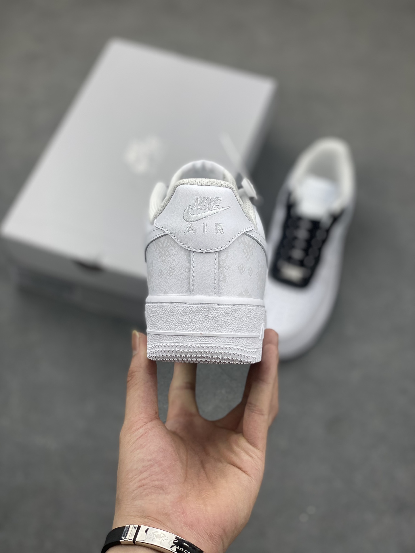 Nike Air Force 1 '07 Low Retro SP 'White Black Pale Grey' Sneaker 5 i1687372089 4120 3