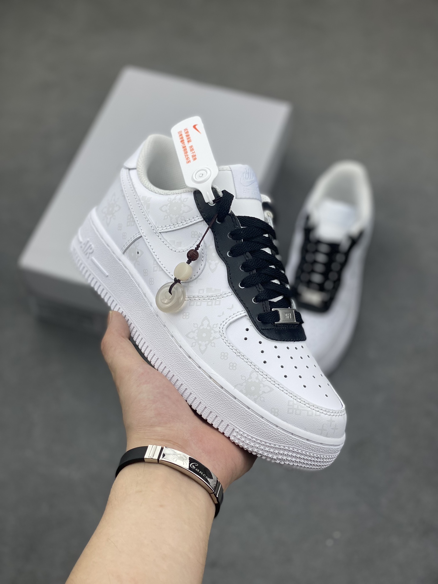 Nike Air Force 1 '07 Low Retro SP 'White Black Pale Grey' Sneaker 2 i1687372089 9619 0