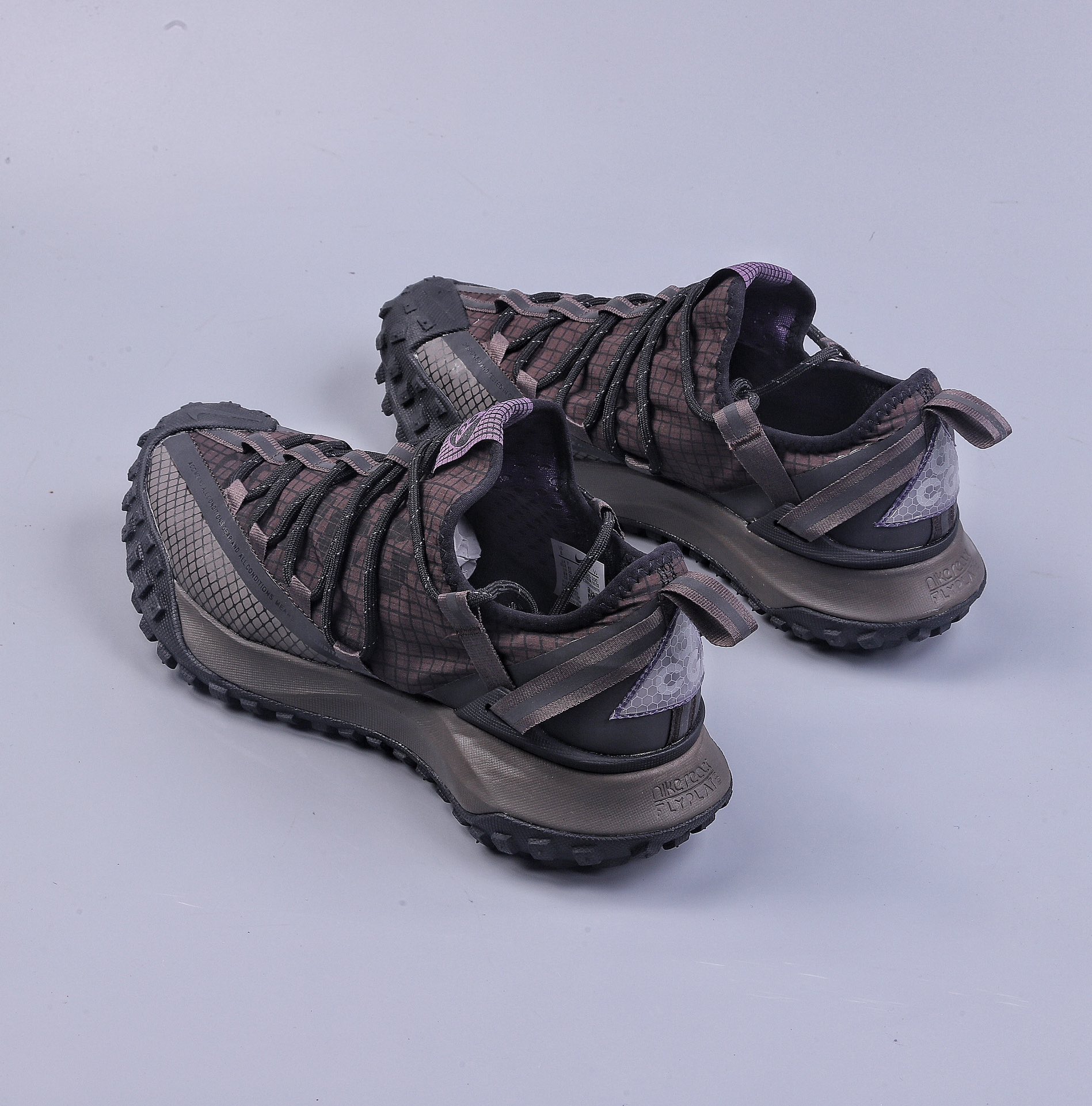 200 Nike ACG Mountain Fly Low GORE-TEX ACG户外登山系列越跑低帮休闲运动徒步鞋 DC9045-200
