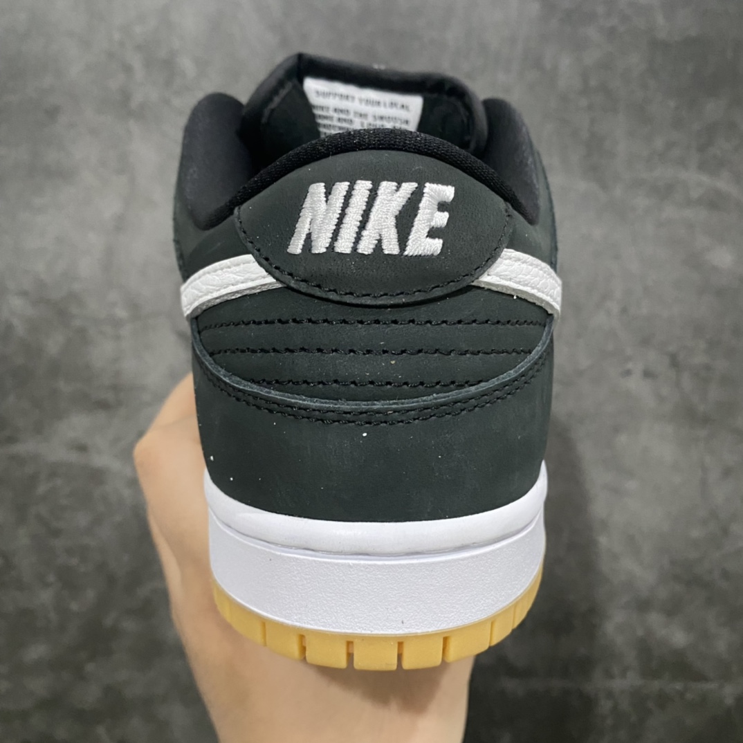 图片[4]-【AY版】Nike Dunk SB Low 黑白生胶n 全新2023版同步官方 细节满满 全套配件齐全 品质随意秒杀市面各种文案党嘴炮\”纯原\”货号：CD2563-006 尺码：36 36.5 37.5 38 38.5 39 40 40.5 41 42 42.5 43 44 44.5 45 46 47.5-莆田鞋批发中心