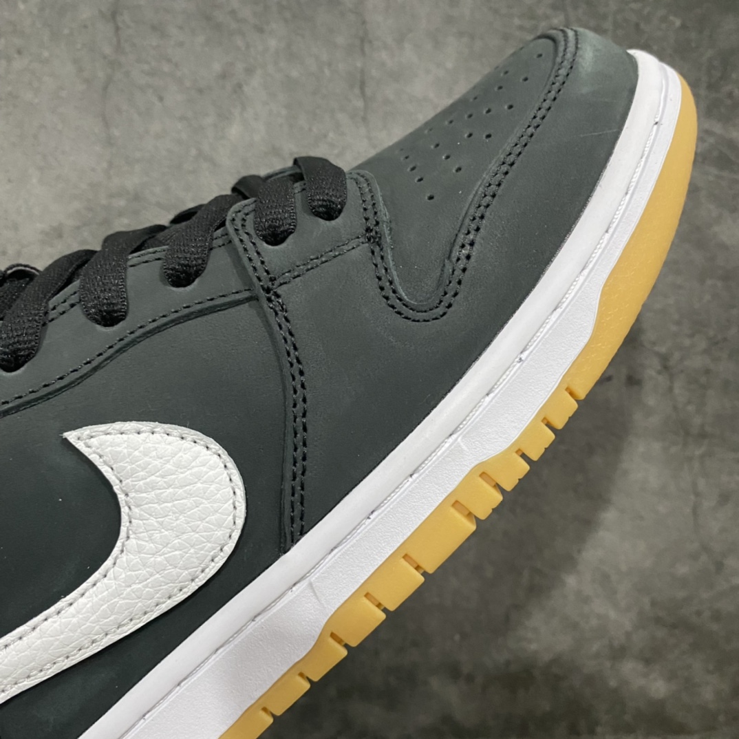 图片[6]-【AY版】Nike Dunk SB Low 黑白生胶n 全新2023版同步官方 细节满满 全套配件齐全 品质随意秒杀市面各种文案党嘴炮\”纯原\”货号：CD2563-006 尺码：36 36.5 37.5 38 38.5 39 40 40.5 41 42 42.5 43 44 44.5 45 46 47.5-莆田鞋批发中心