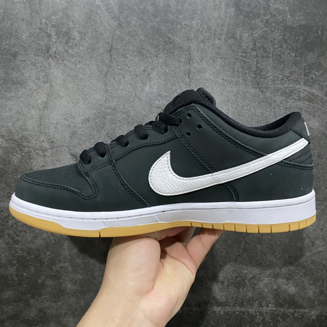 图片[2]-【AY版】Nike Dunk SB Low 黑白生胶n 全新2023版同步官方 细节满满 全套配件齐全 品质随意秒杀市面各种文案党嘴炮\”纯原\”货号：CD2563-006 尺码：36 36.5 37.5 38 38.5 39 40 40.5 41 42 42.5 43 44 44.5 45 46 47.5-莆田鞋批发中心