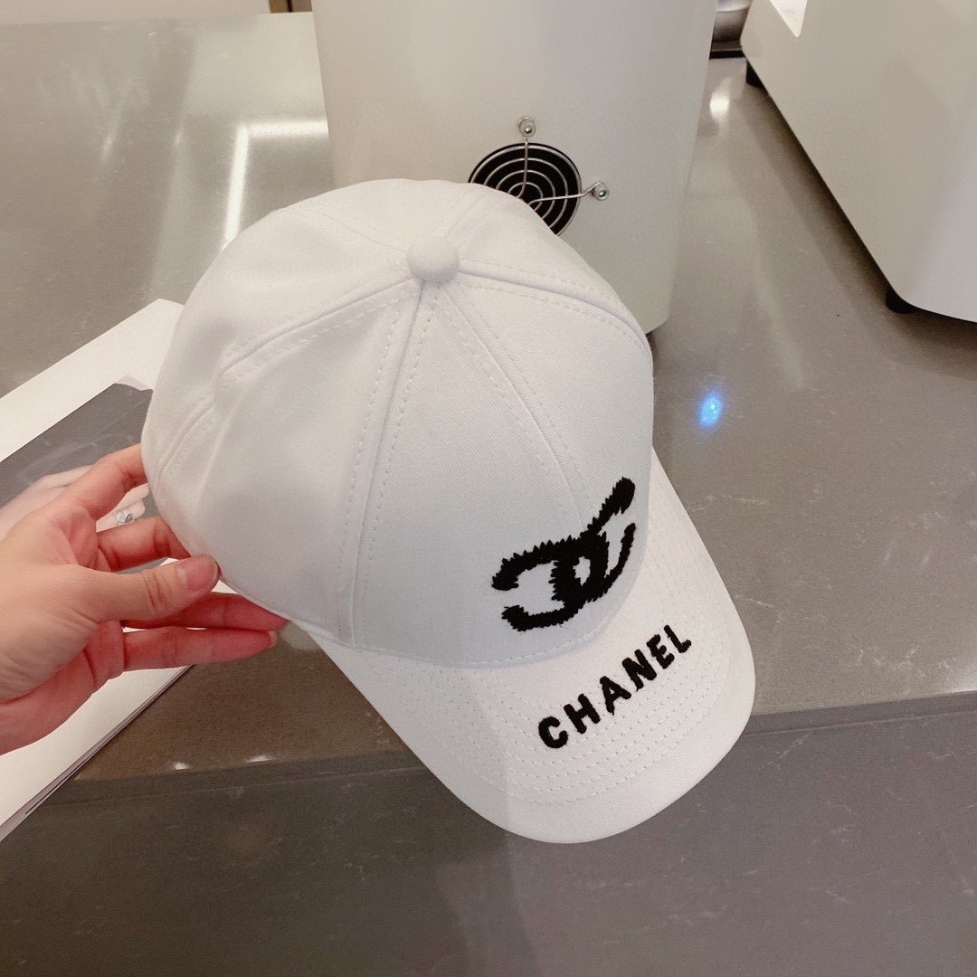 Chanel香奈儿棒球帽
