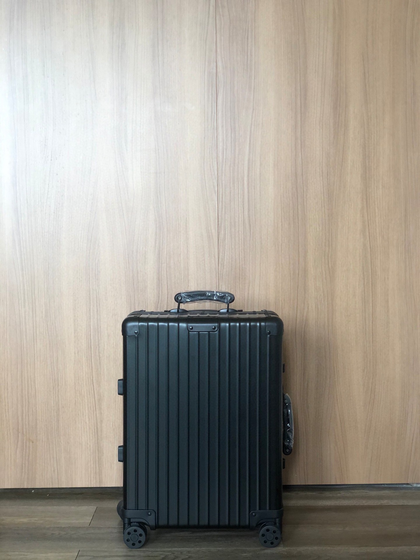 972///// rimowa zp logo// M 50 Tsa/ 20 55×20×40 24 71×26×47 28 79×27×52cm Novità
