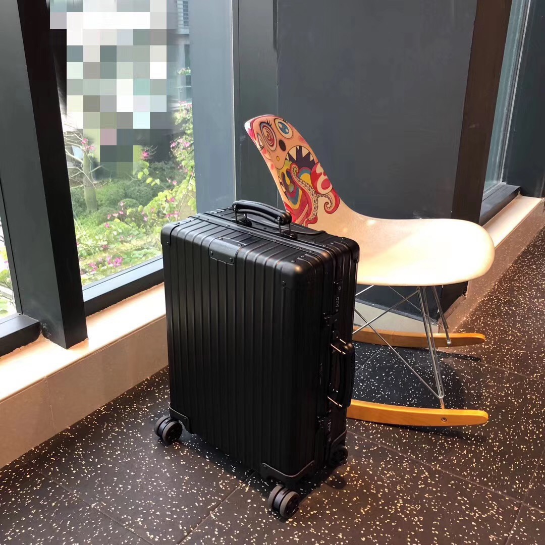 972///// rimowa zp logo// M 50 Tsa/ 20 55×20×40 24 71×26×47 28 79×27×52cm Novità