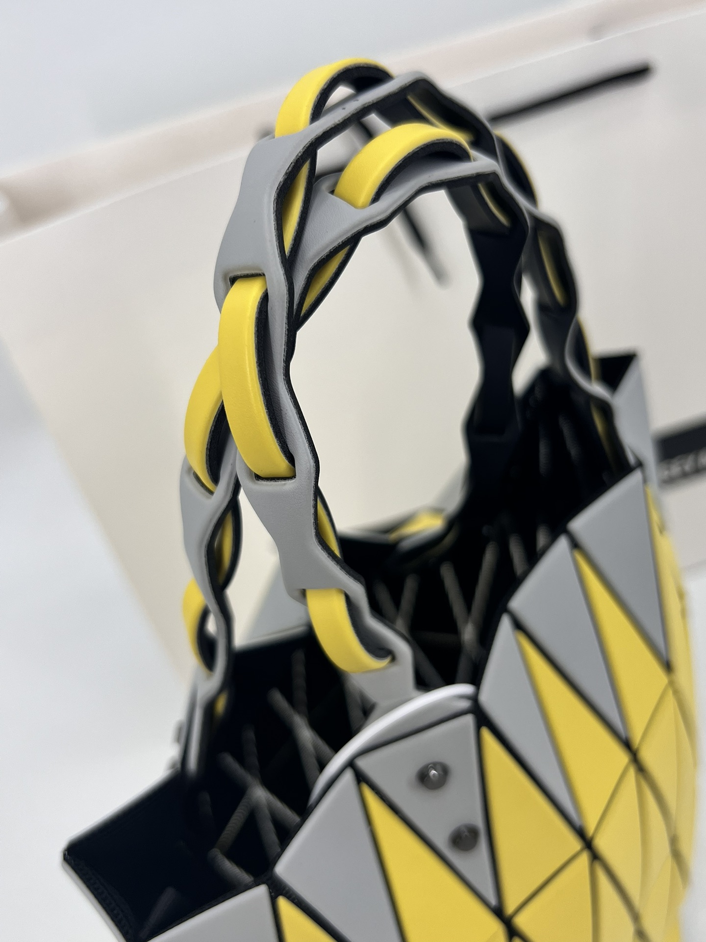 Issey Miyake ～三宅一生 8月新款 菜篮子大小号