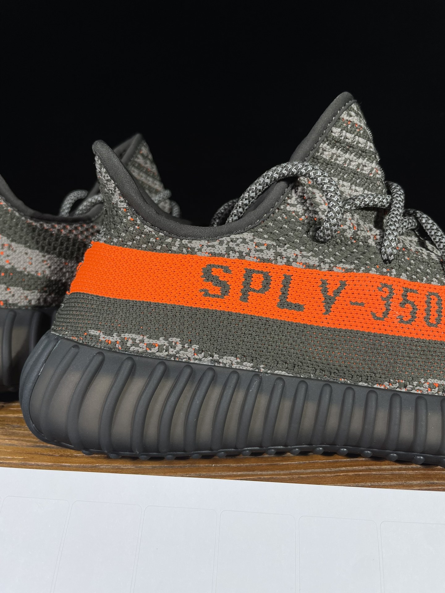 Yeezy350v2灰橙3.0最强性