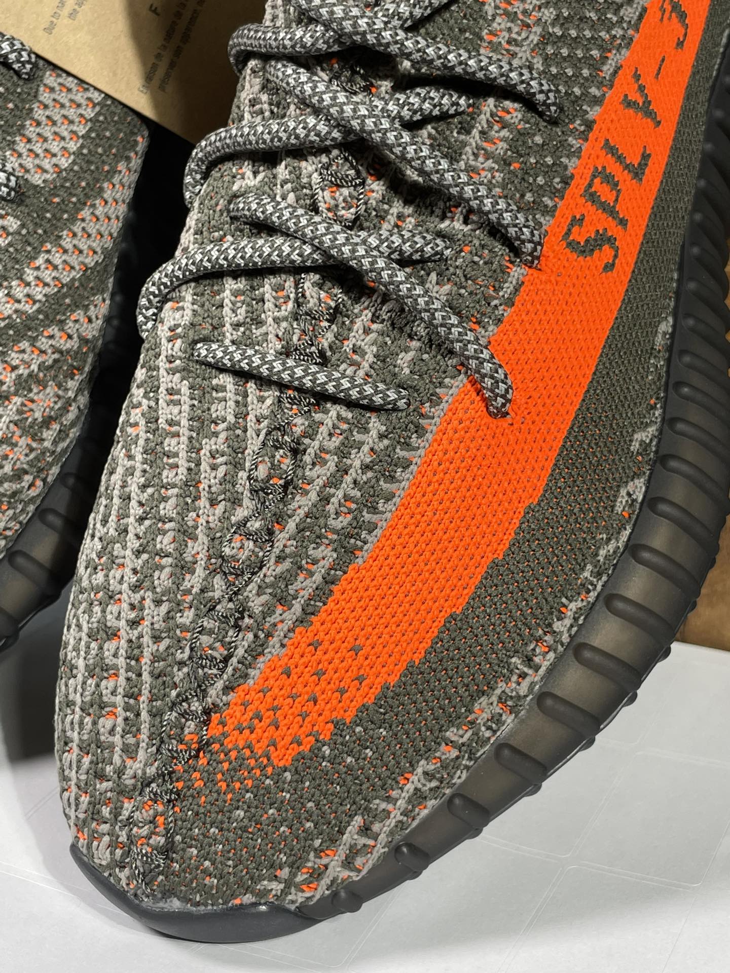 Yeezy350v2灰橙3.0最强性