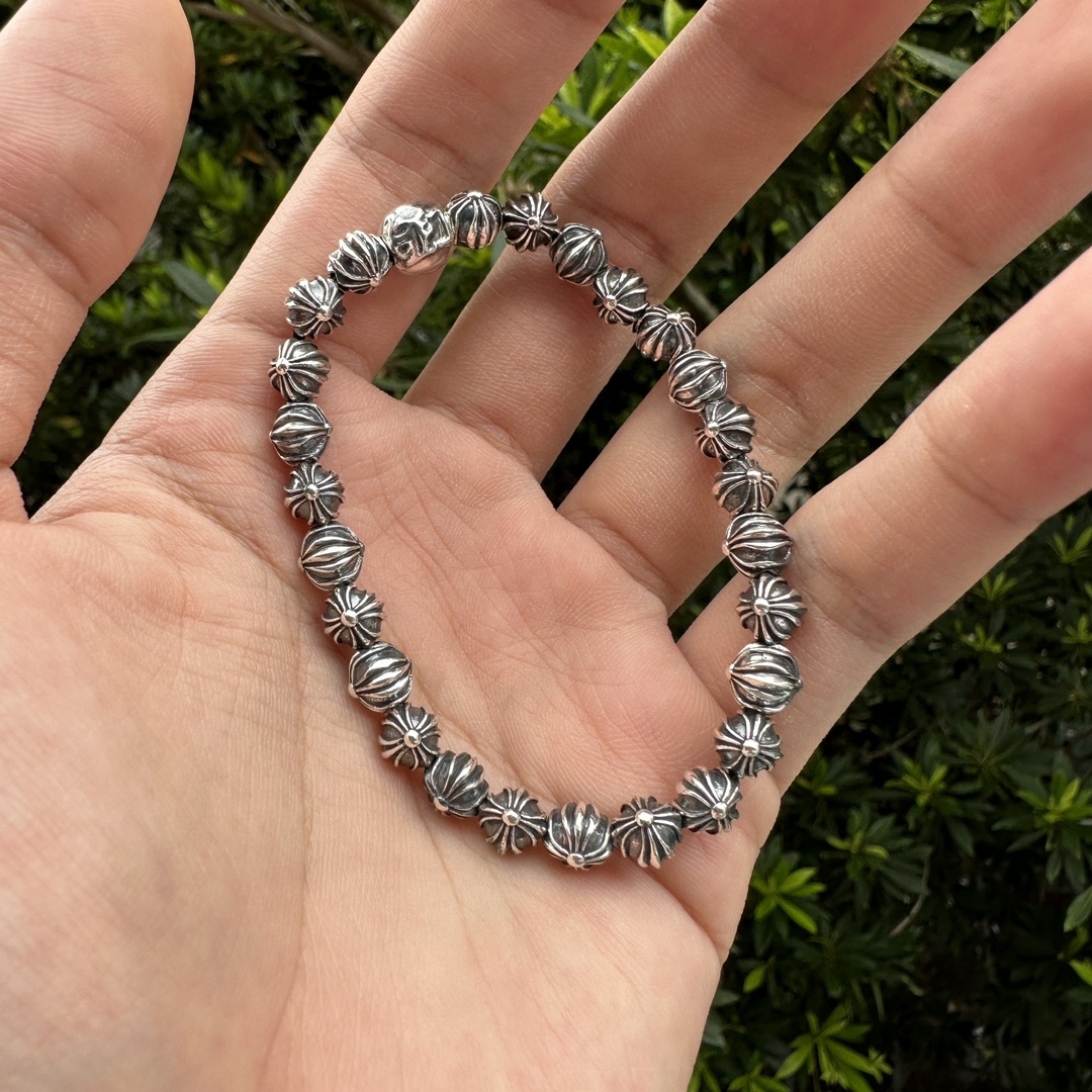 Silver bead bracelet