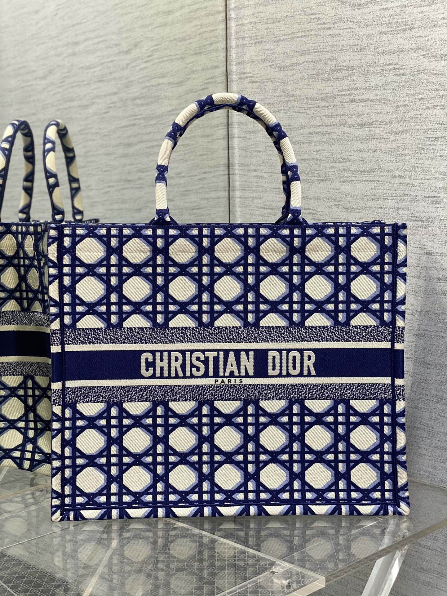 DIOR Ромбовидная тень Вышивка Сумка-тоут Большой