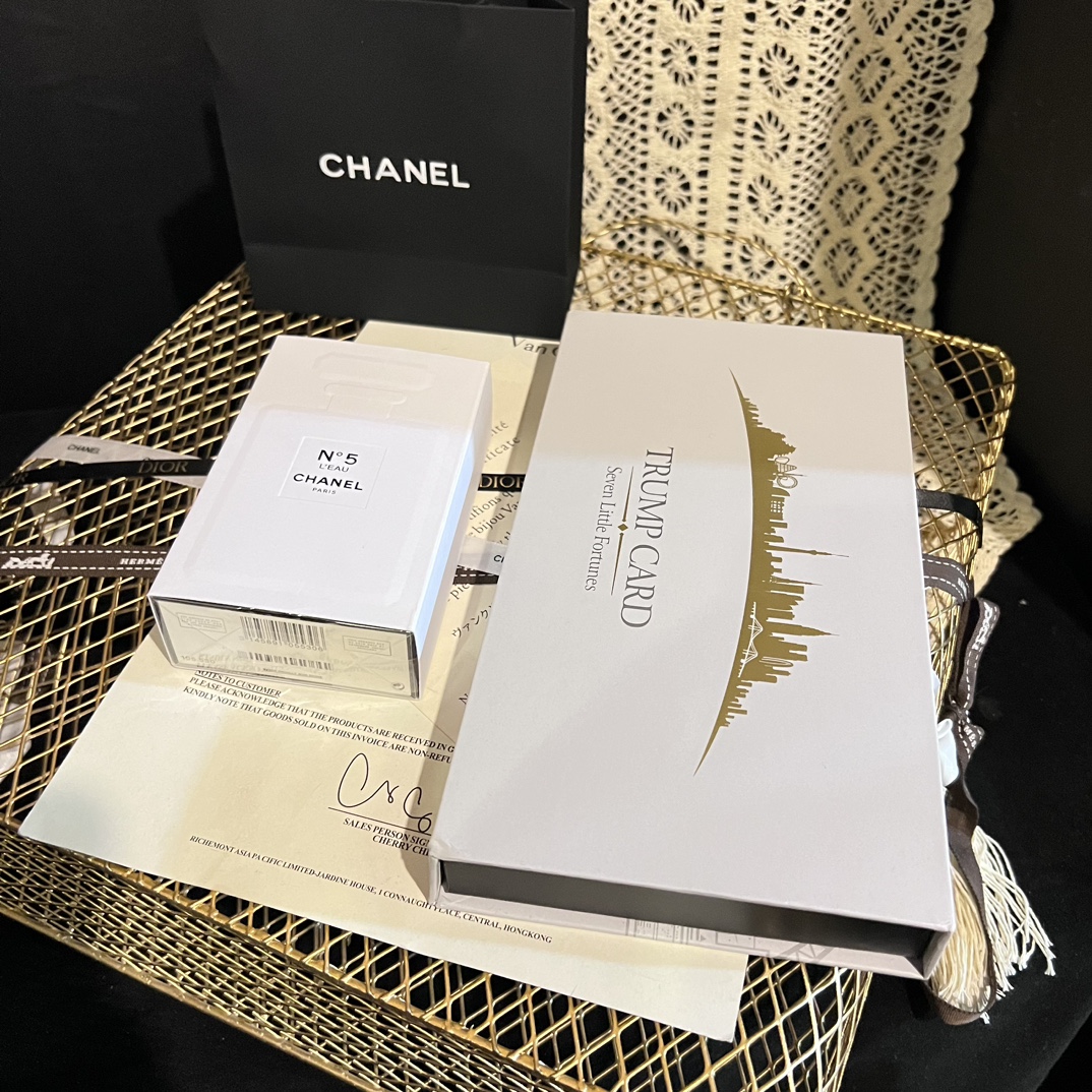 Chanel Parfum Blanc