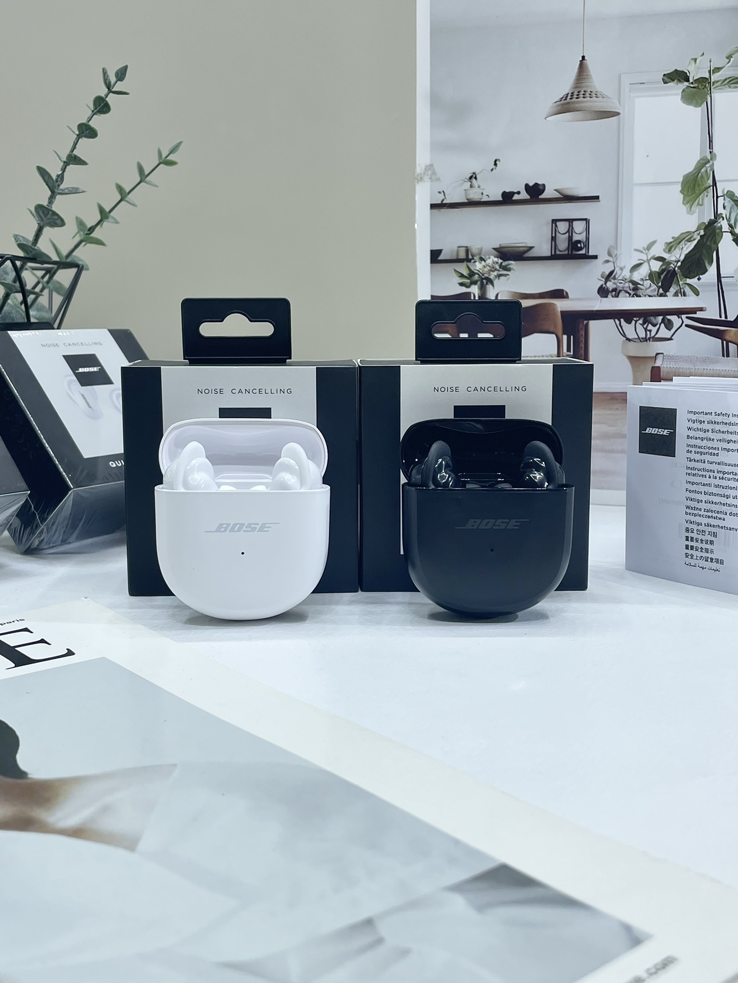 Bose QC大鲨二代主动降噪立体声蓝牙耳机!上耳绝对舒适,好评如潮,原厂原封,此款被福布斯杂志赞誉:将主动降噪带到了新高度!贵是贵了点,但是绝对物超所值,人品力荐!
广州国光出货,原封原厂,让贸易公司的熟人给拿出来的,大鲨绝对的是稀有货,代工厂常年有生产,能拿到一些,可能只有这一次!
业界最高配,双芯混合式数字降噪,11级声噪控制,听觉定制原声修复!高通旗舰芯片,原厂振膜,强劲低音,助力你的耳膜!
为降噪而生,里里外外,安安静静,真的无可挑剔!史上唯一一款能做到3分贝变化以上噪音隔绝的耳机,3分贝是降噪的关键,人耳可以感知的音量变化为3分贝,以3分贝作为主动降噪调节的增量节点,效果真的大赞的!
半开放式设计,降噪的同时防止耳疲劳,专业泄压,不给耳膜造成负担,给你带来舒适的降噪感!懂耳朵的降噪,确实不常见!戴一天也不会耳疲劳!
音质为王,低音澎湃,高音清晰!绝对对得起这个价格,是时候给你的耳朵配一款高货了!
现货200副,目前只谈出来这一批,国光原货,必须珍惜!
原封包装,送礼首选!
颜色:黑色、白色
品名:大鲨二代主动降噪蓝牙耳机
studio buds+ 真无线耳机 蓝牙耳机 兼容苹果安卓系统 黑 白 两色现货,支持一件代发
售后退换条件:产品都是全新产品 非质量问题不可退换 质量问题可收到货三天之内支持退换货 其余情况壳料保护好售后三个月免费换新!