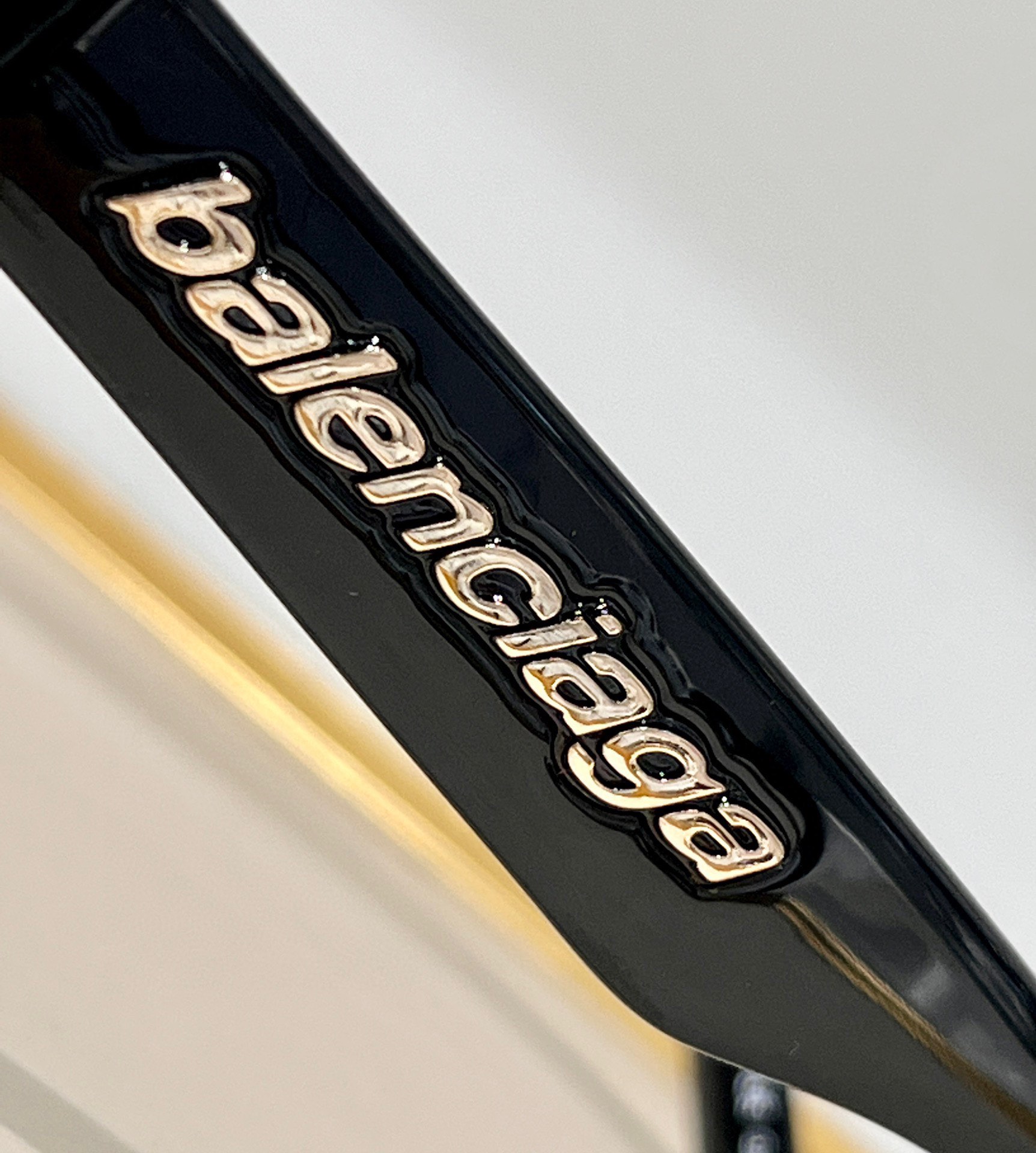 BALENCIAGABB0202Ssize:59口19-145运动风