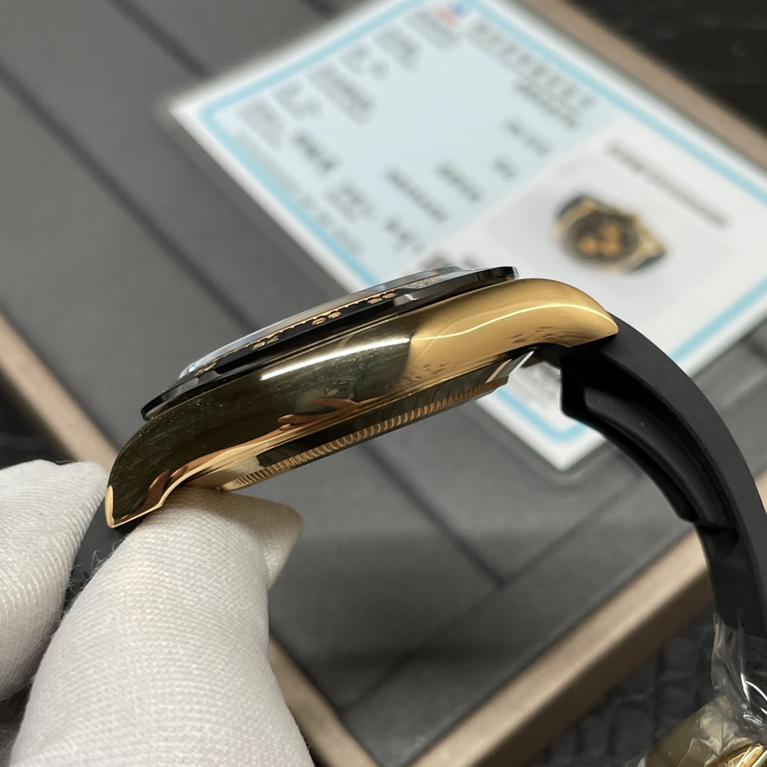 Rolex 迪通拿 “小恶魔 ”定制