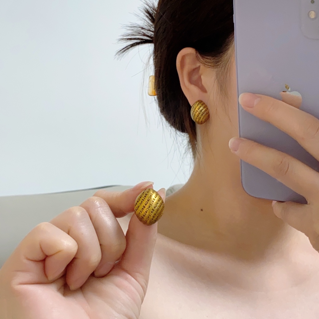 Balenciaga Jewelry Earring Engraving