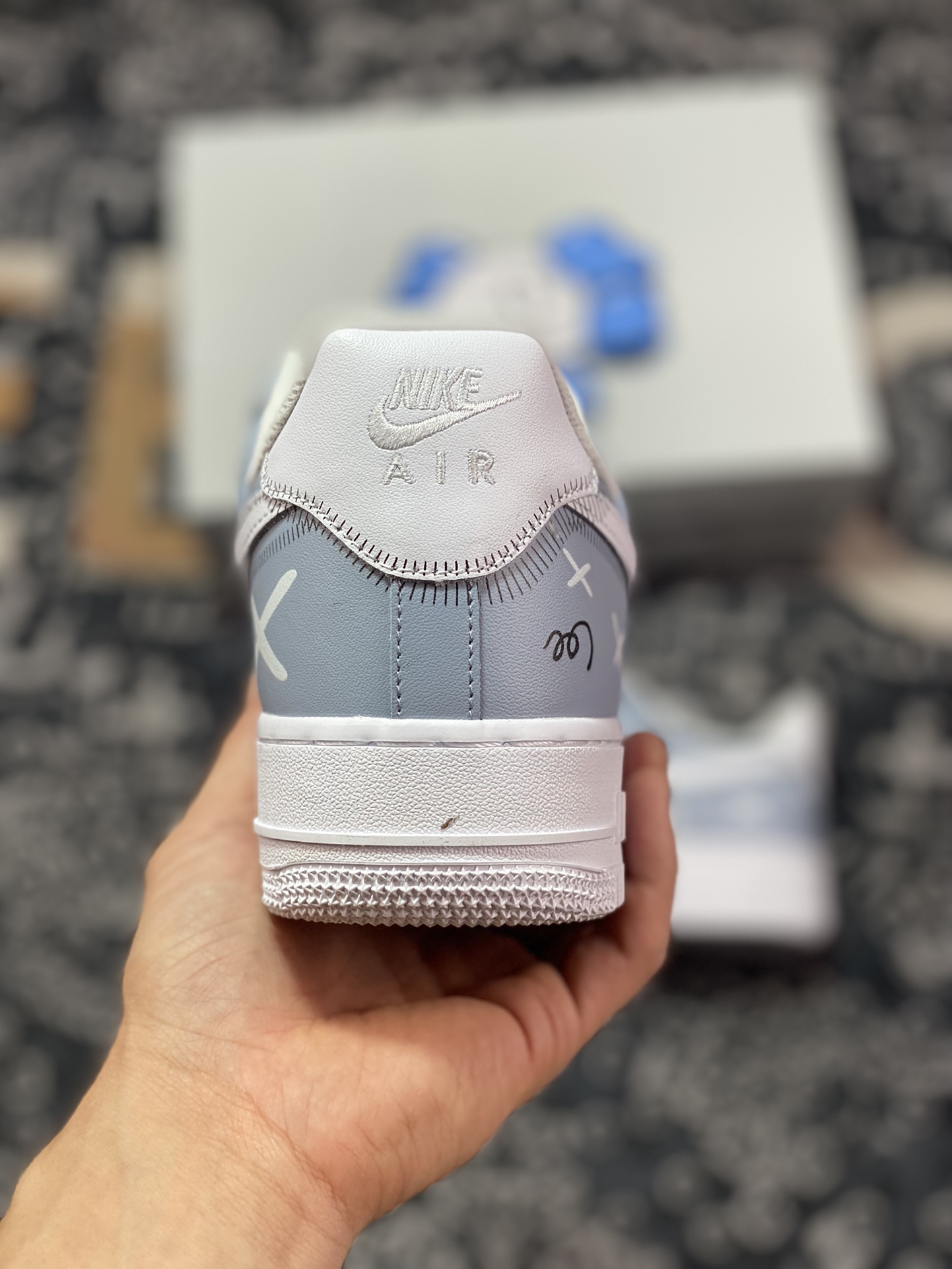 260 原装级别 Kaws×Nike Air Force 1 Low’07 小熊XX联名配色 CW2288-111