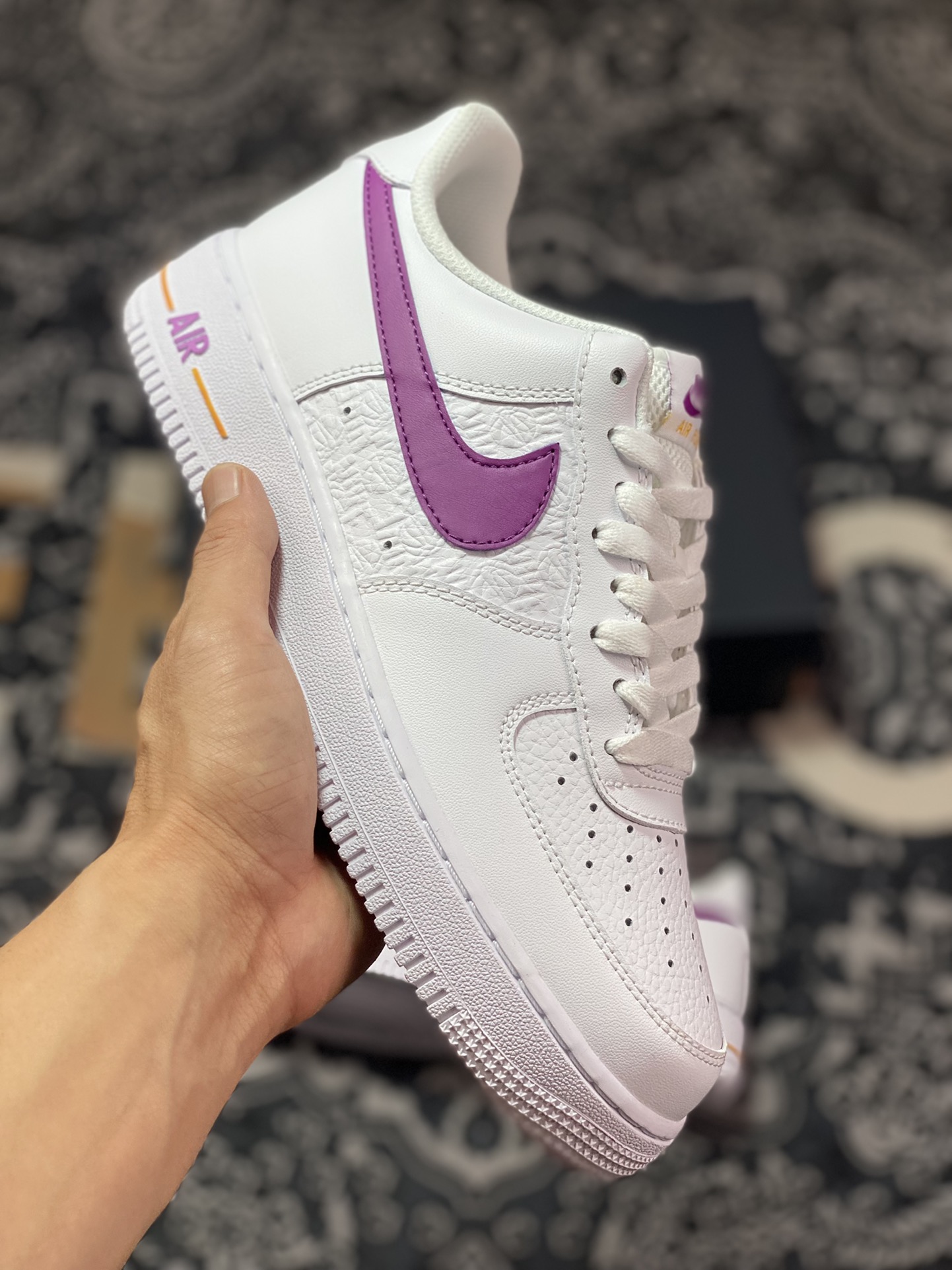 200 原装级别 Air Force 1 ‘07 Low 白紫 FJ4209-100