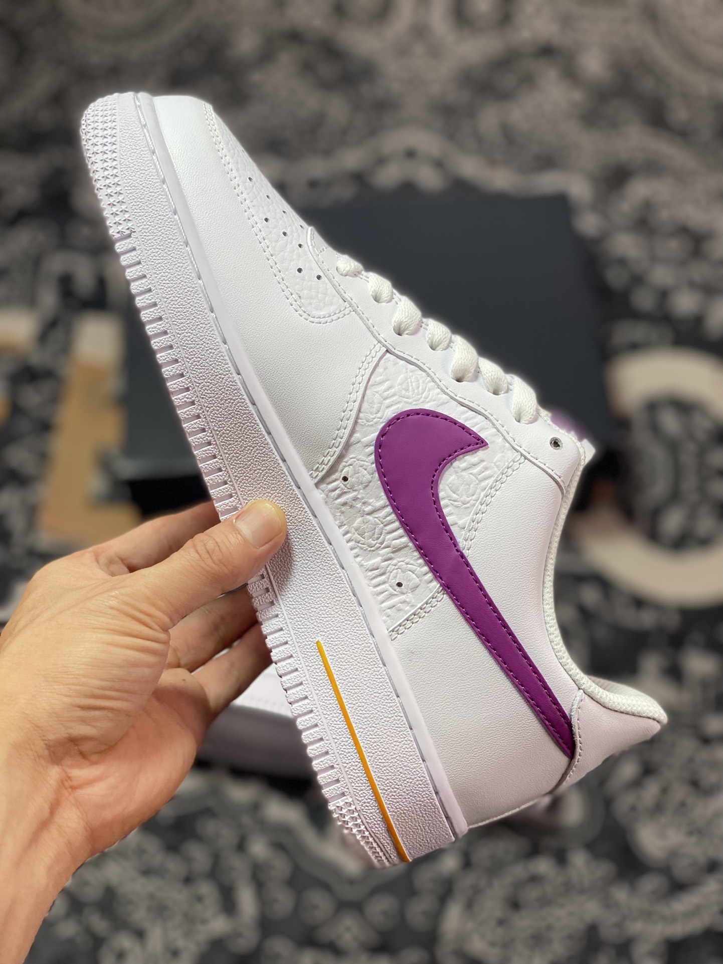 200 原装级别 Air Force 1 ‘07 Low 白紫 FJ4209-100