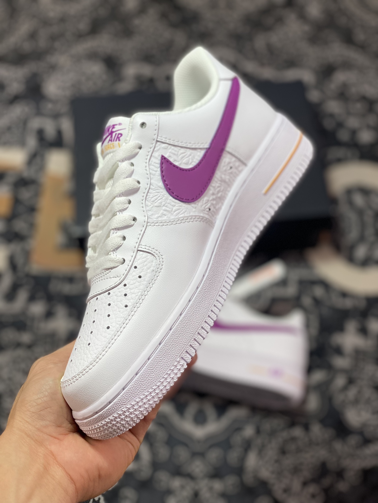 200 原装级别 Air Force 1 ‘07 Low 白紫 FJ4209-100