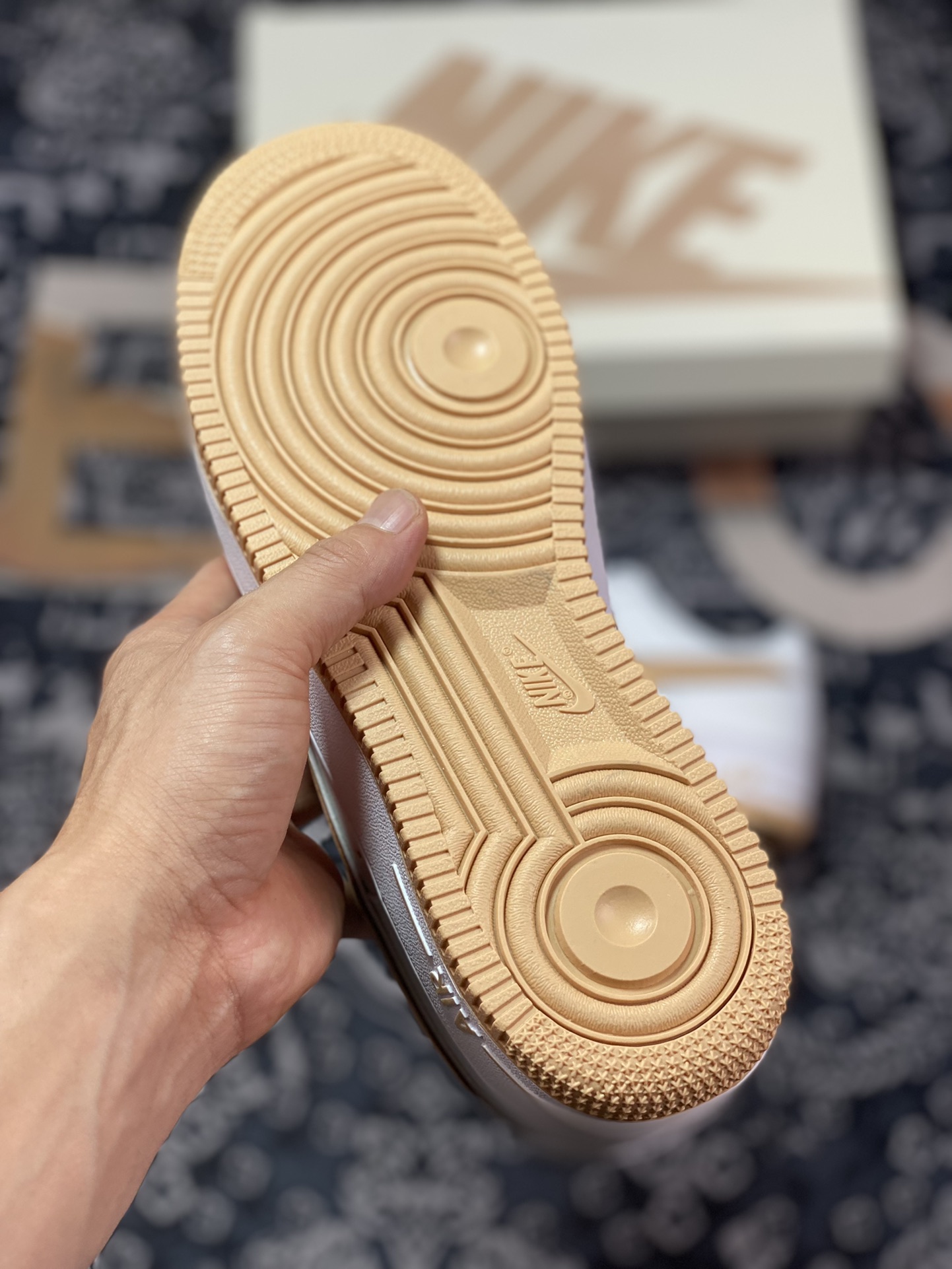 220 原装级别 Air Force 1 ‘07 Low 白卡其钩 CV5696-967