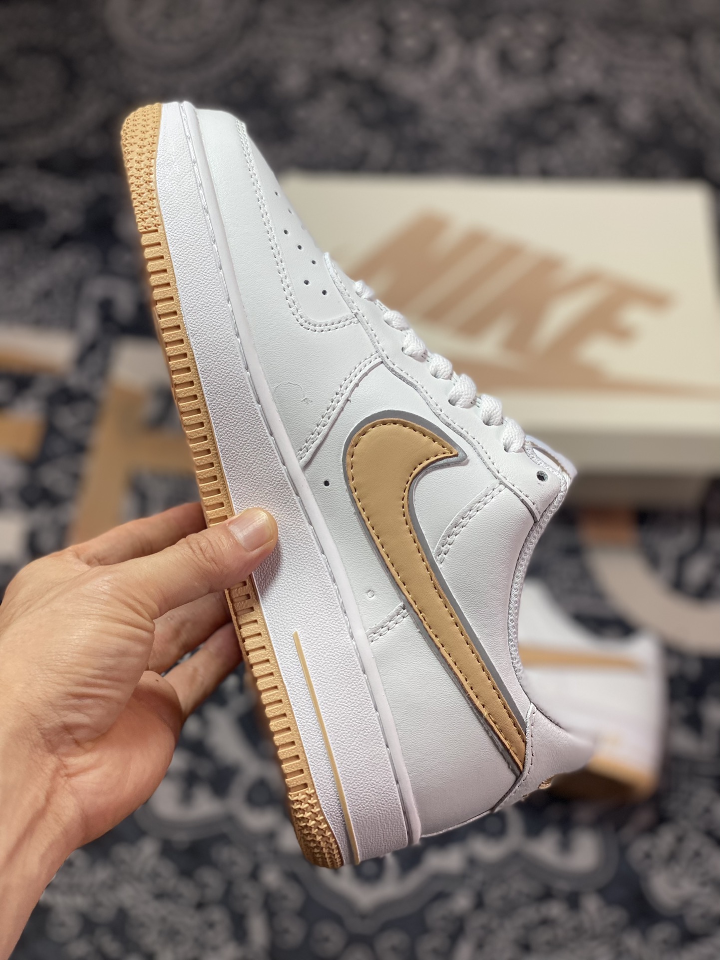 220 原装级别 Air Force 1 ‘07 Low 白卡其钩 CV5696-967