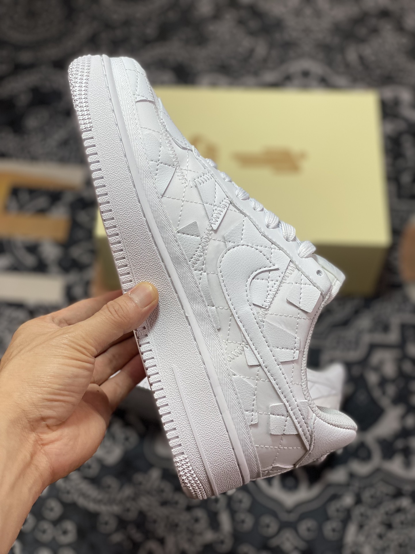 240 原装级别 Billie Eilish x Air Force 1 Low 碧梨联名白 DZ3674-100
