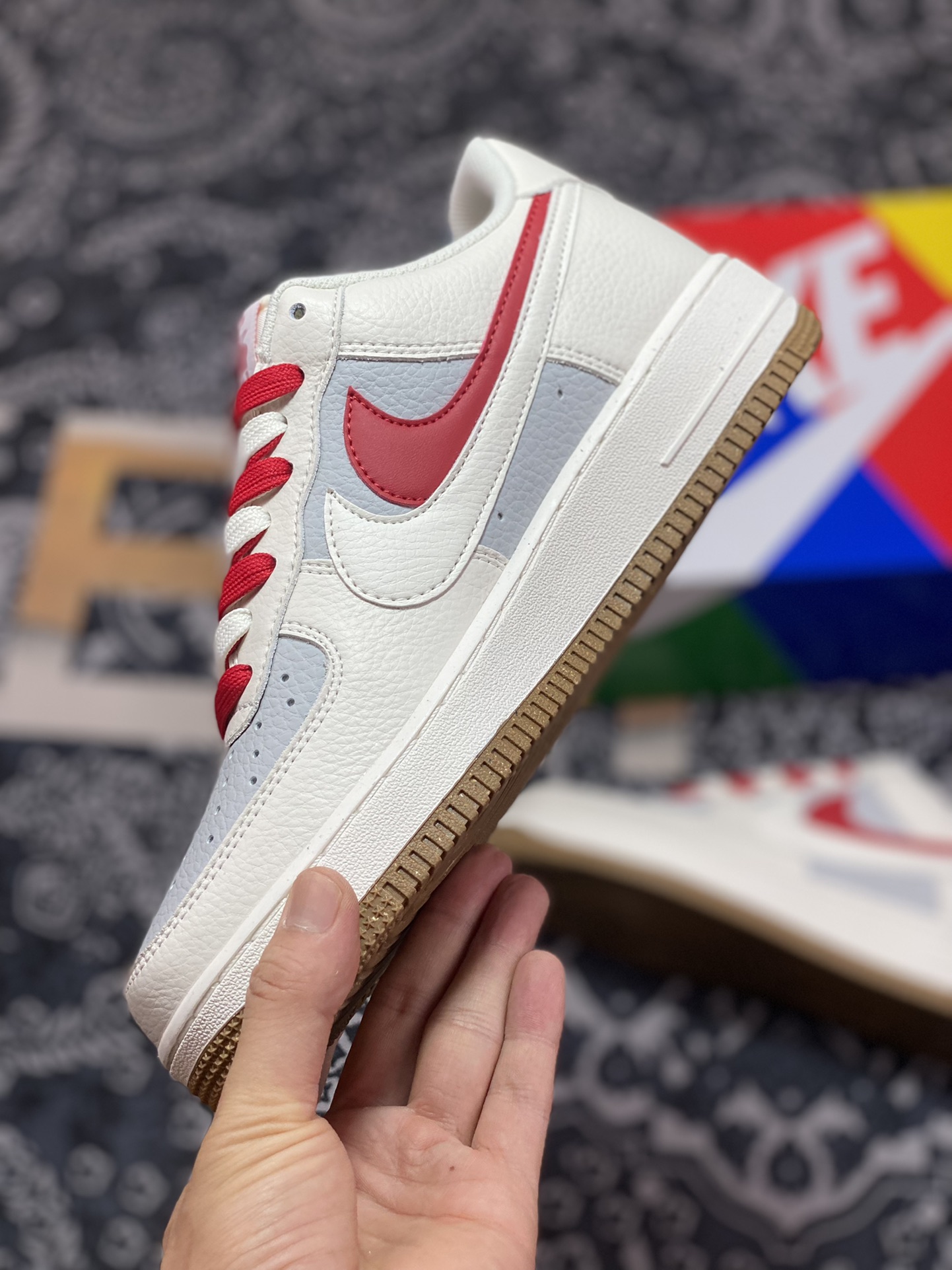 260 原装级别 Air Force 1 ‘07 Low 米白红双钩 CC2569-022