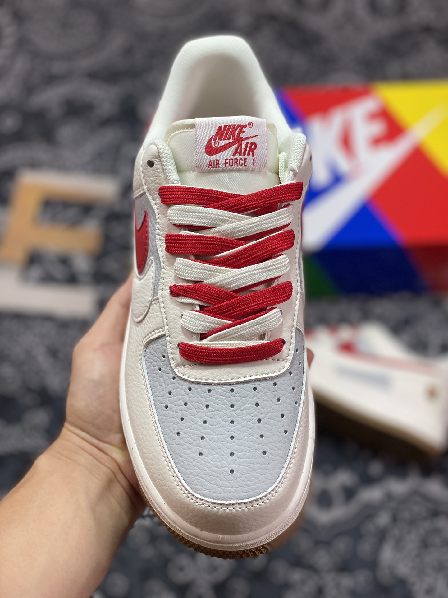 260 原装级别 Air Force 1 ‘07 Low 米白红双钩 CC2569-022
