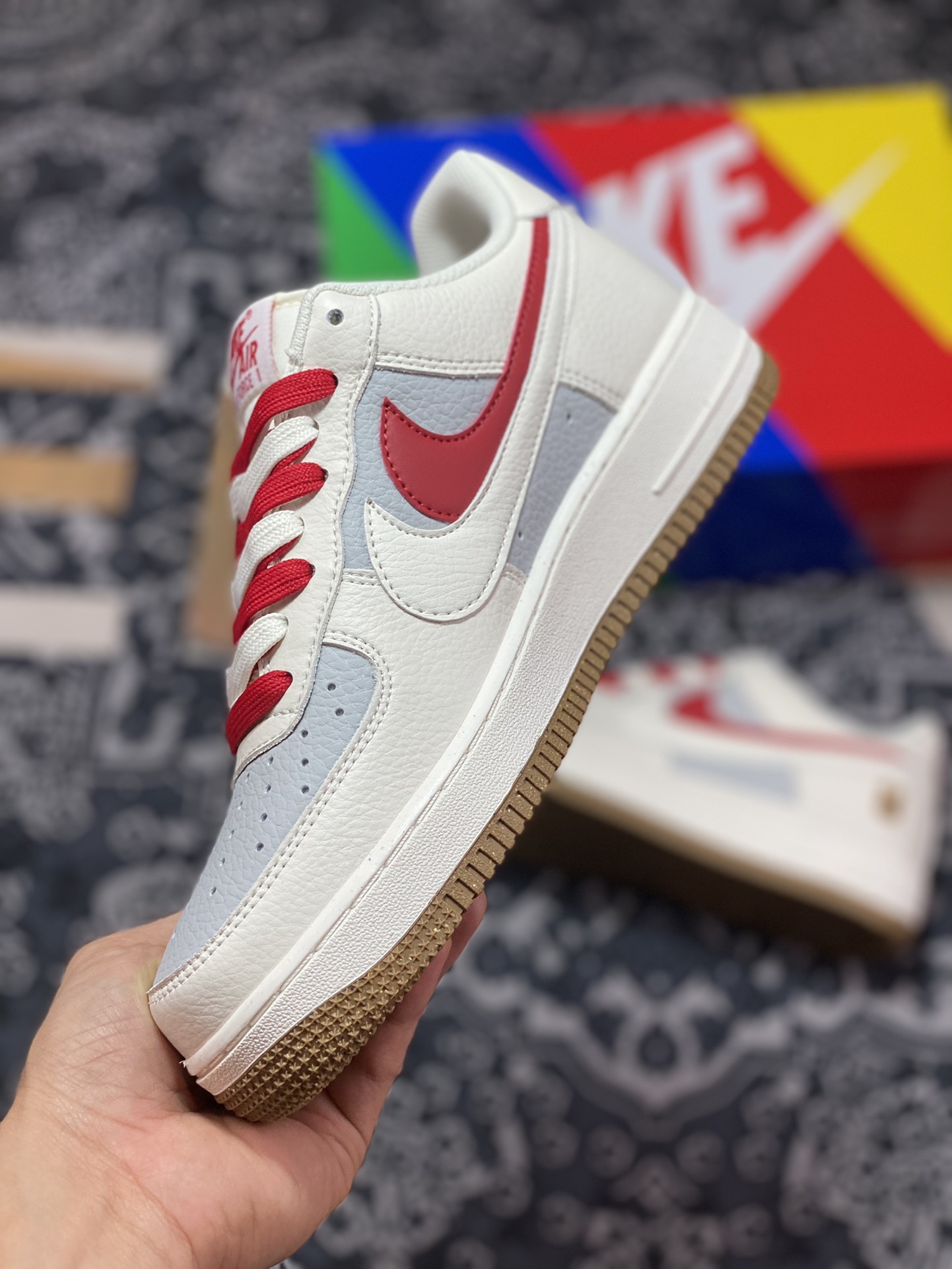 260 原装级别 Air Force 1 ‘07 Low 米白红双钩 CC2569-022