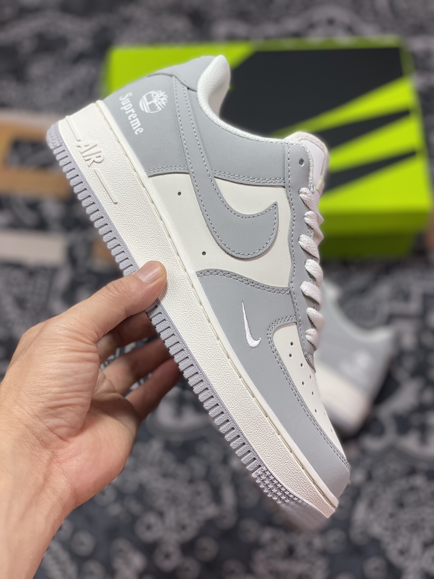 Sup x Air Force 1 Low joint gray and white BS9055-611