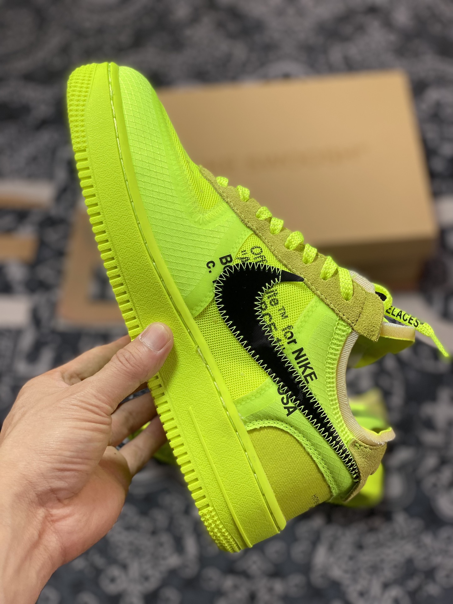 最高工艺 OFF-WHITE X AIR FORCE 1 LOW VIRGIL The Ten Part 2 Volt 荧光绿配色   AO4606-700