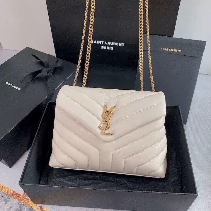 Alexander McQueen Classic Handcrafted Luxury Leather Shoulder Bag