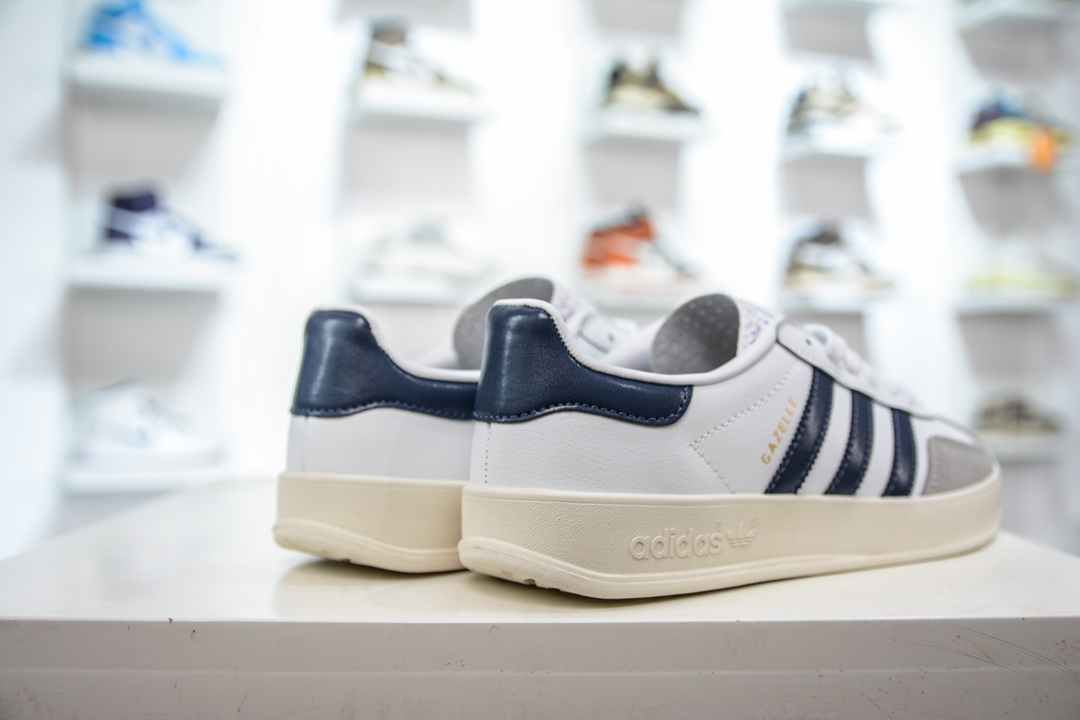 E Adidas Originals Gazelle Indoor white gray dark blue FV1242