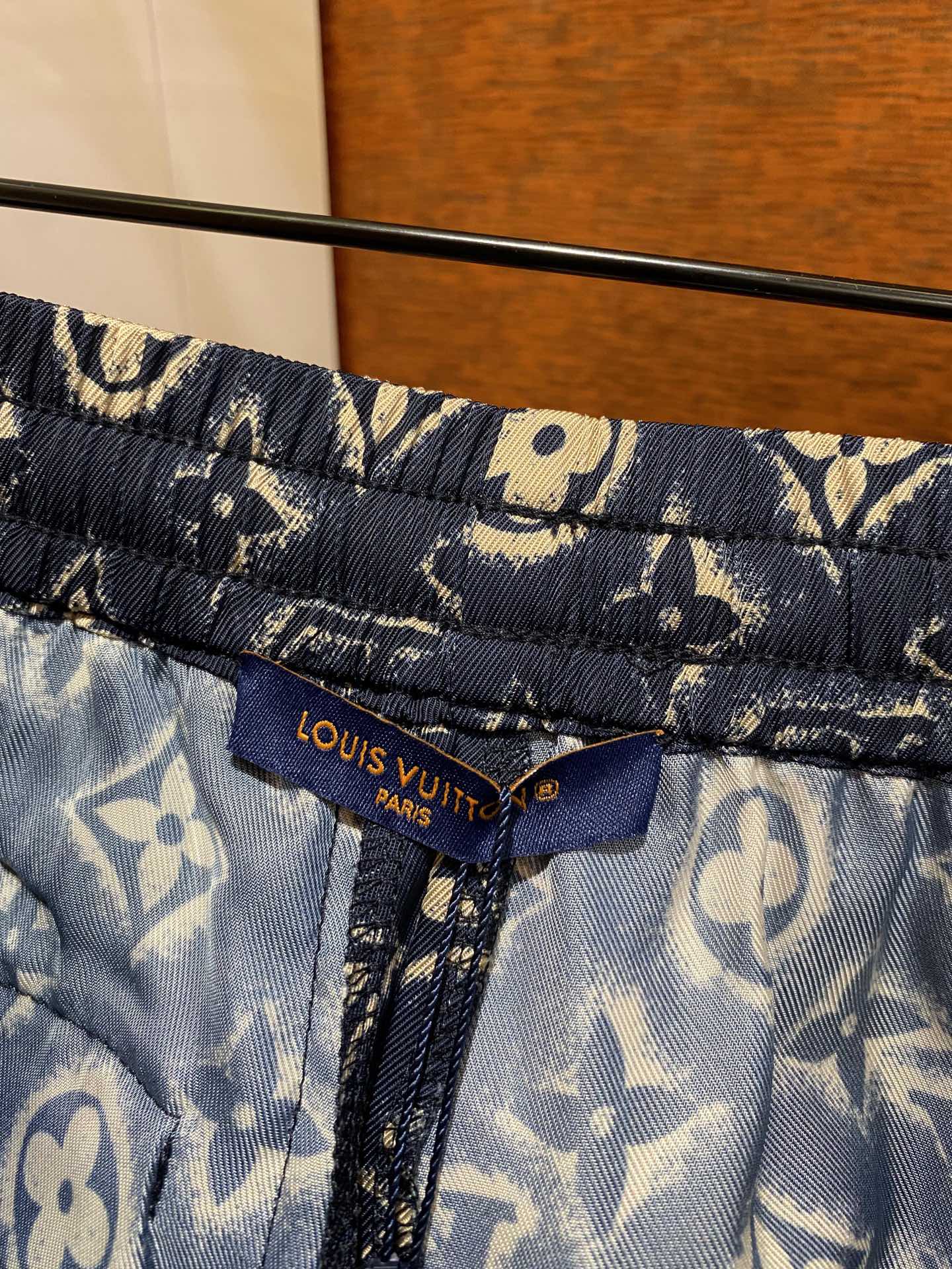 路易威登 Louis Vuitton 高定典藏名品高定成衣时装外套连衣裙衬衫T恤 #5E8DBB4B 7
