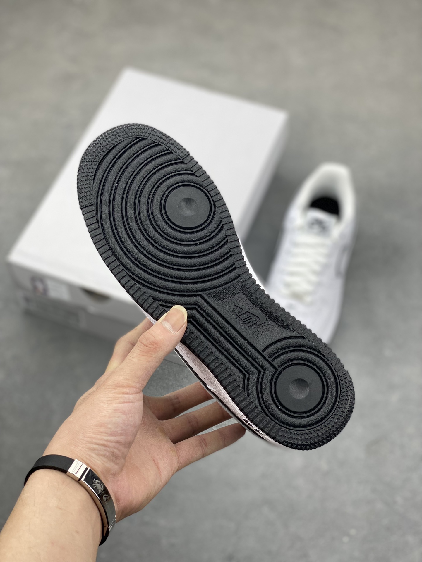 Nike Air Force 1 '07 Low White/Black DV0788-103 - Iconic Style 7 i1687547357 3138 5